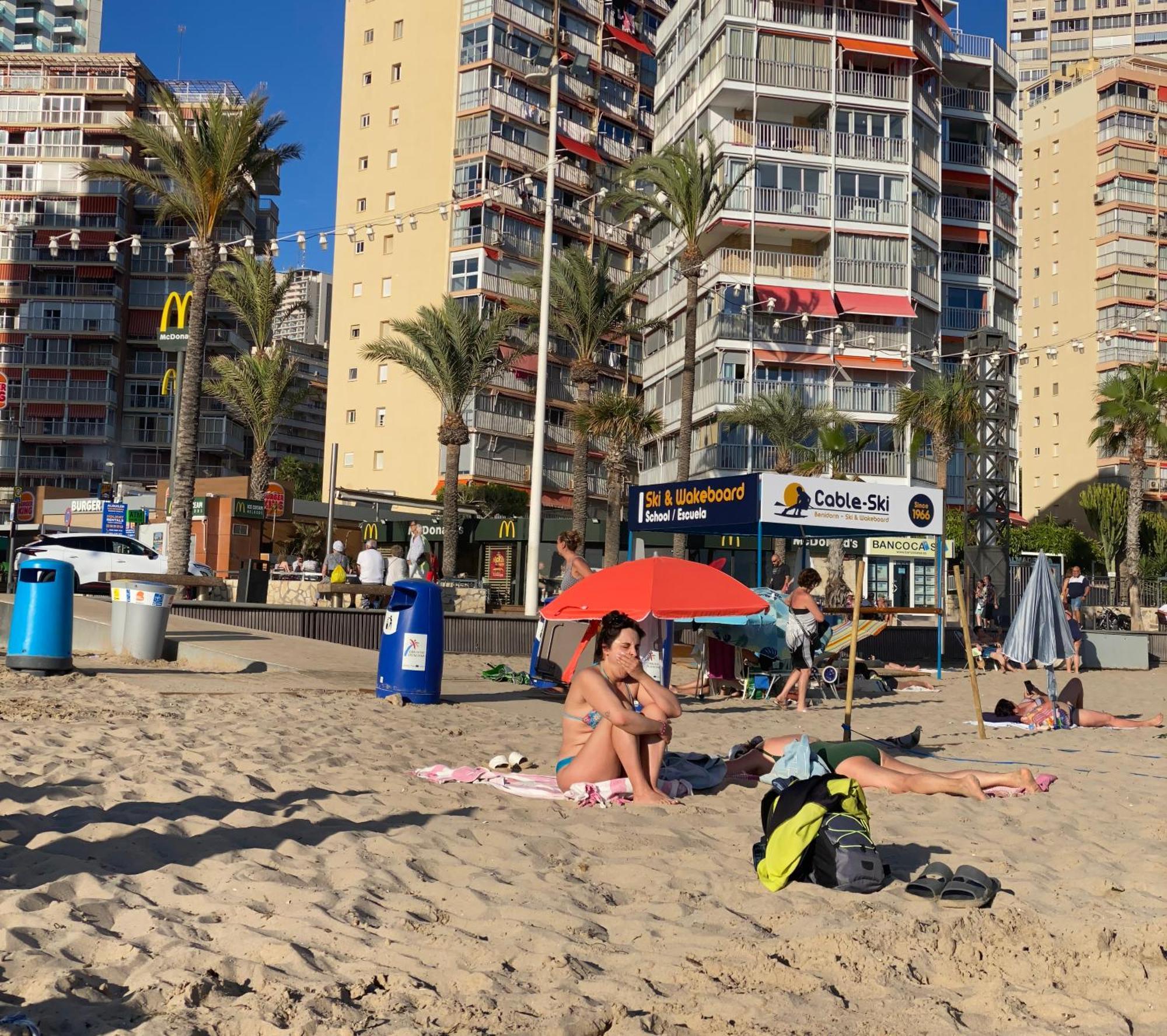Benidorm Beach Apartment Екстериор снимка