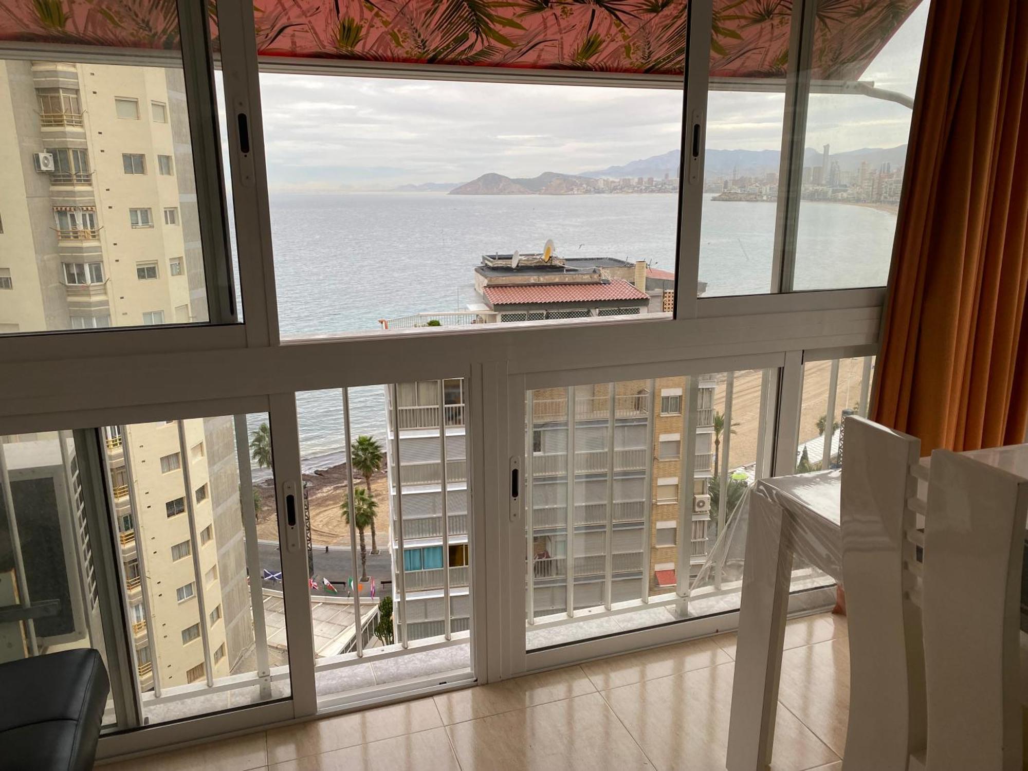 Benidorm Beach Apartment Екстериор снимка